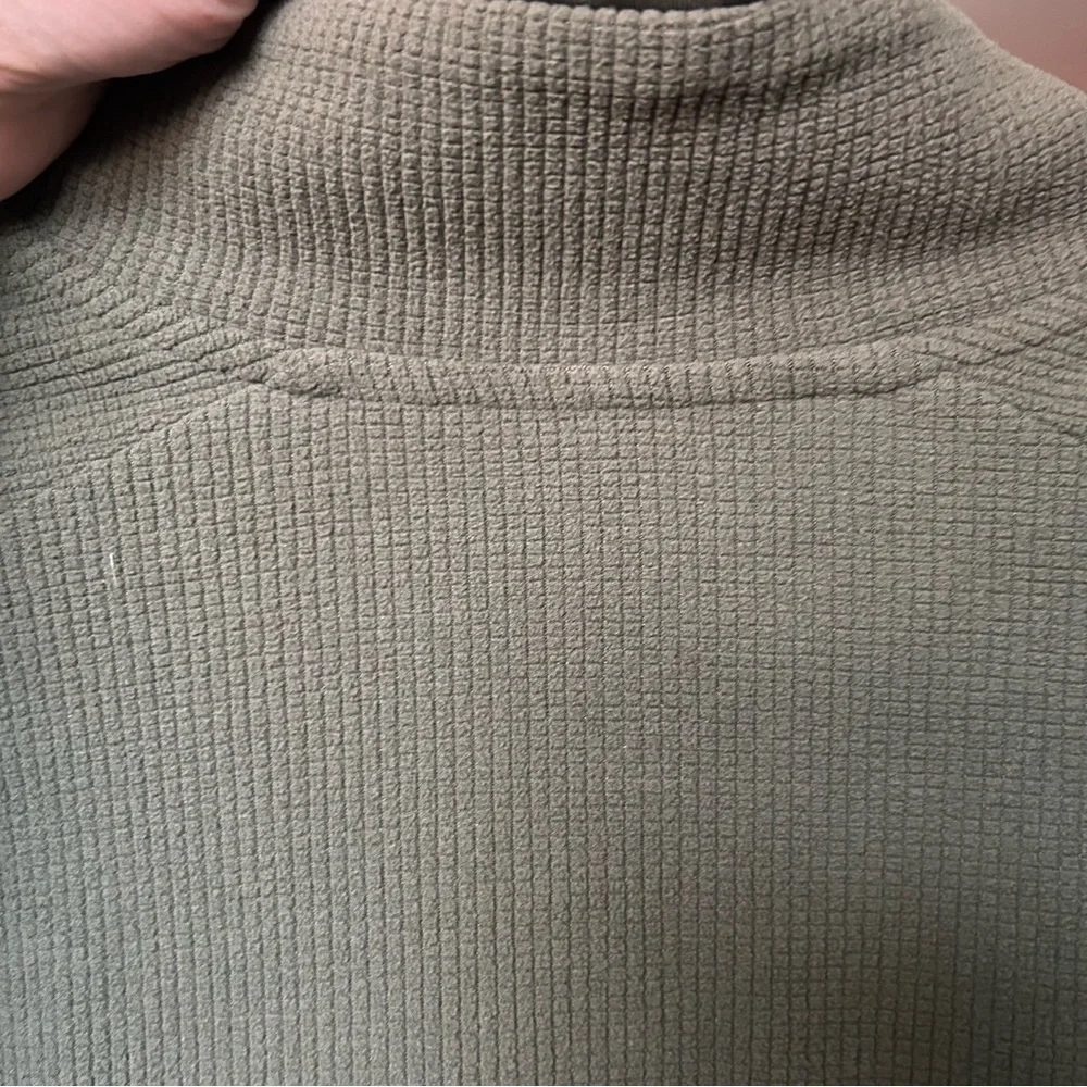 Quechua stylish olive